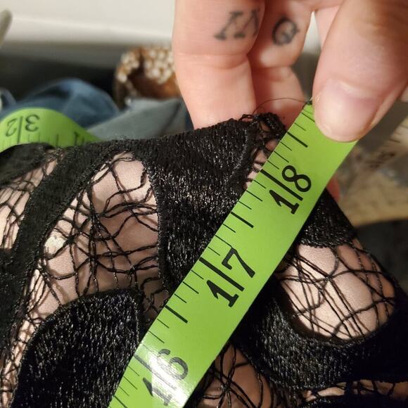 ADRIANNA PAPELL BLACK NUDE SLEVELESS GUIPURE MERMAID GOWN SIZE US 8 - Picture 4 of 14